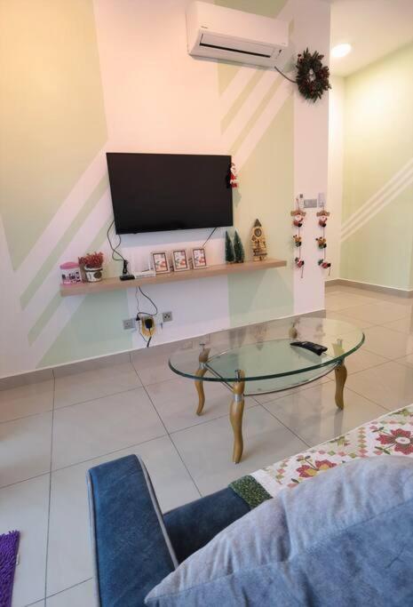 A1403 Jb Sks Habitat Larkin 2br 6pax 100mbps Netflix!! By Pangsapuri